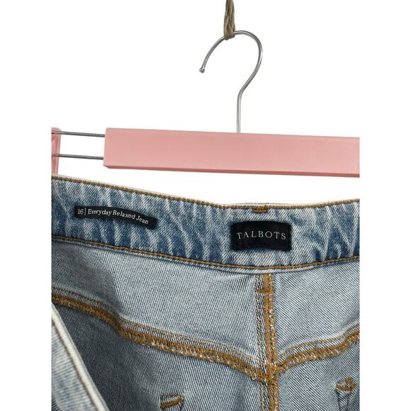 NWT Talbots Everyday Relaxed Jeans Fiji Wash Light Size 16 - Picture 8 of 9